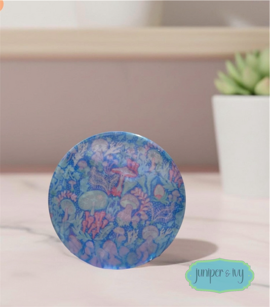 Whimsy mushrooms glass dome phone grip